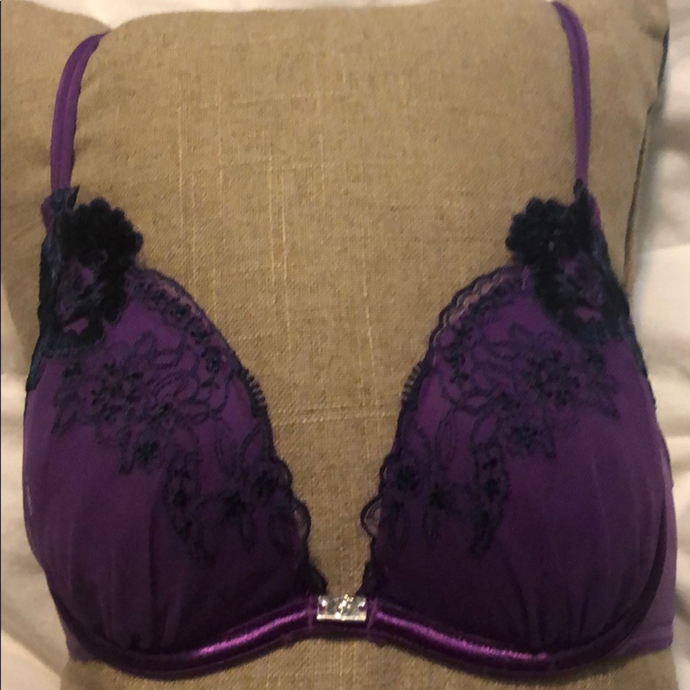 Victoria’s Secret Very Sexy 34A Bra
